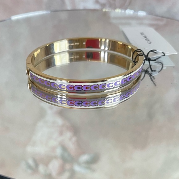 COACH LOGO GOLD METAL BANGLE BRACELET LAVENDER - Picture 1 of 4